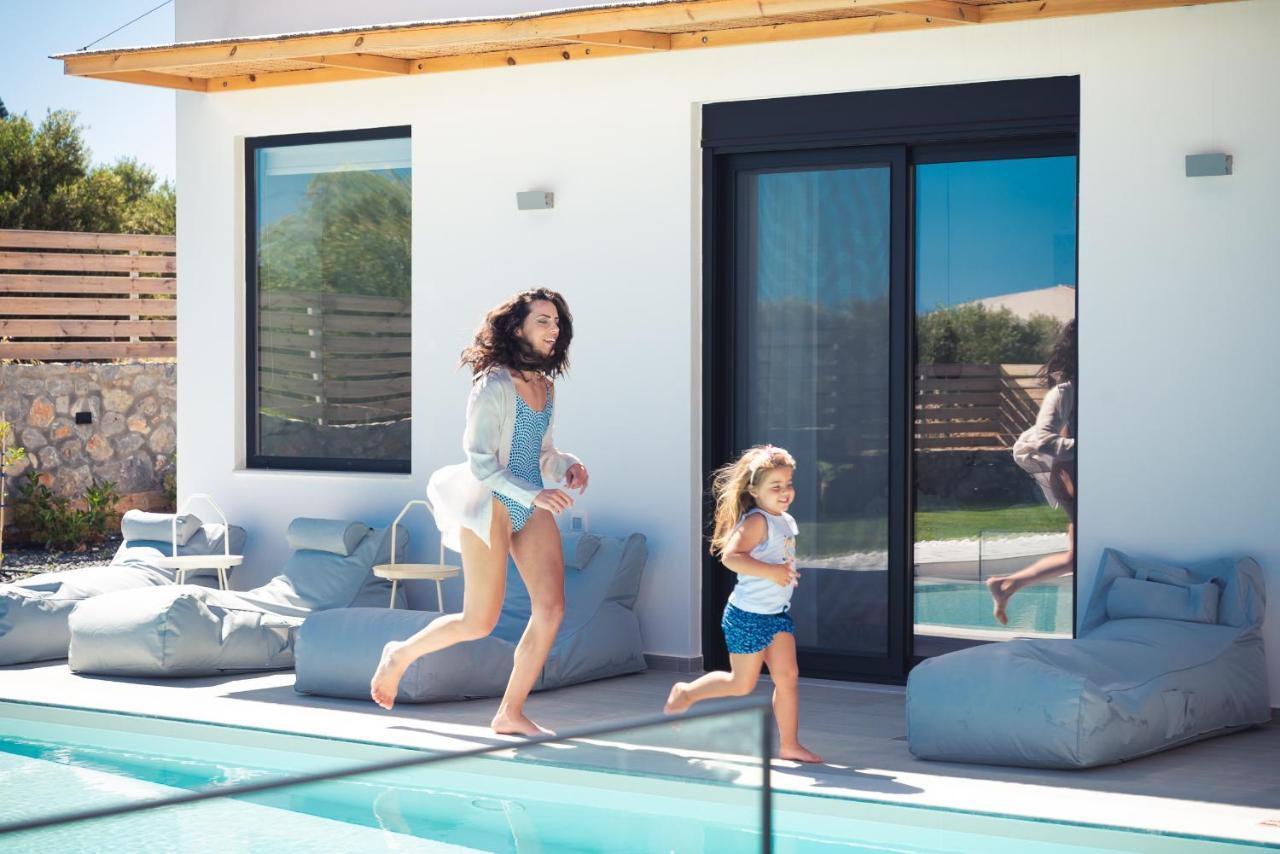 Sardines Luxury Villas Analipsi  Luaran gambar
